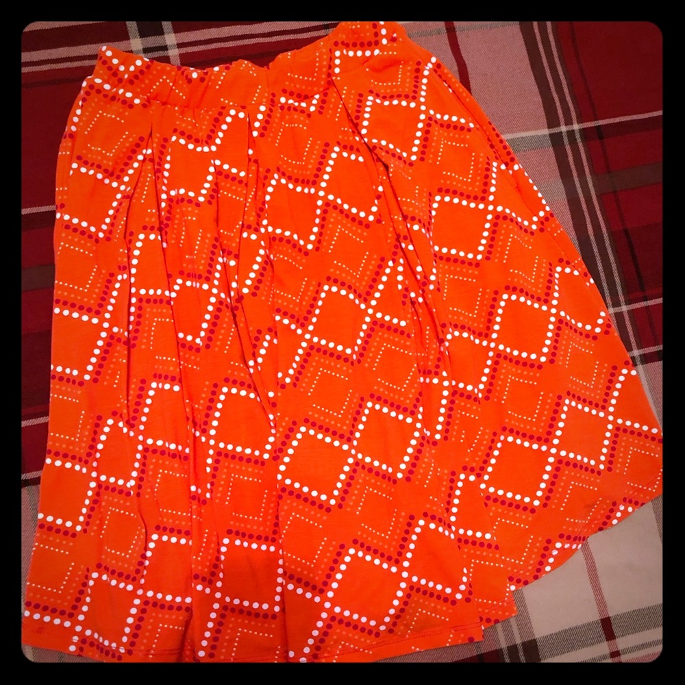 Lularoe Madison skirt - excellent used condition